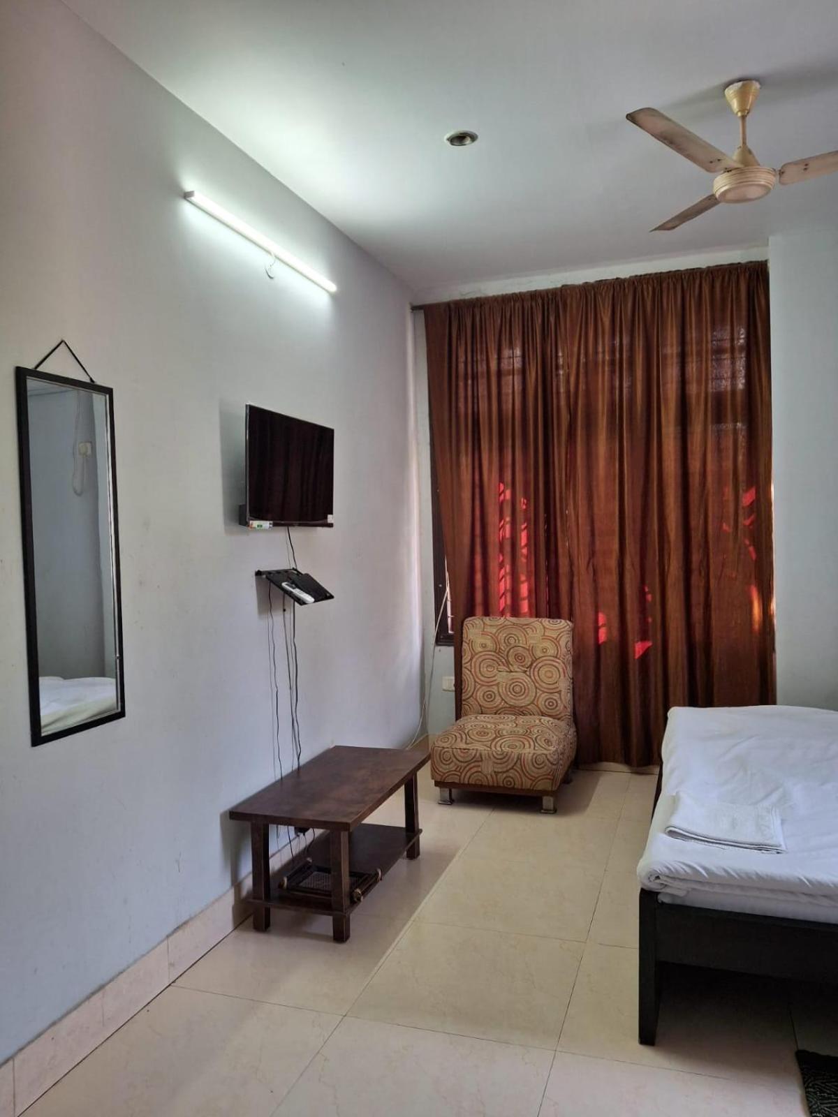 Exotic Villa Homestay Guwahati Buitenkant foto