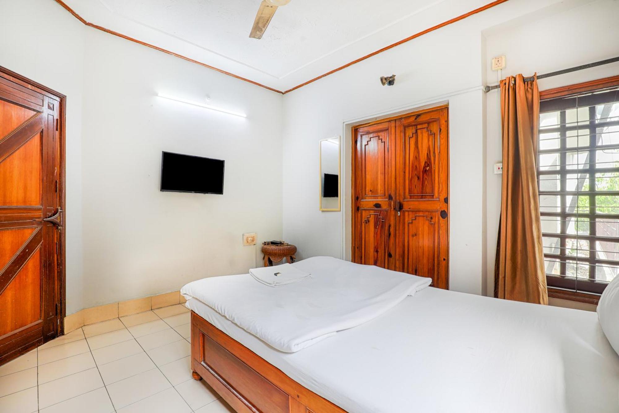 Exotic Villa Homestay Guwahati Buitenkant foto